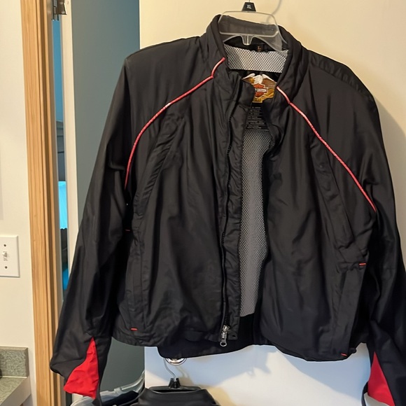 Harley Davidson - Picture 2 of 3